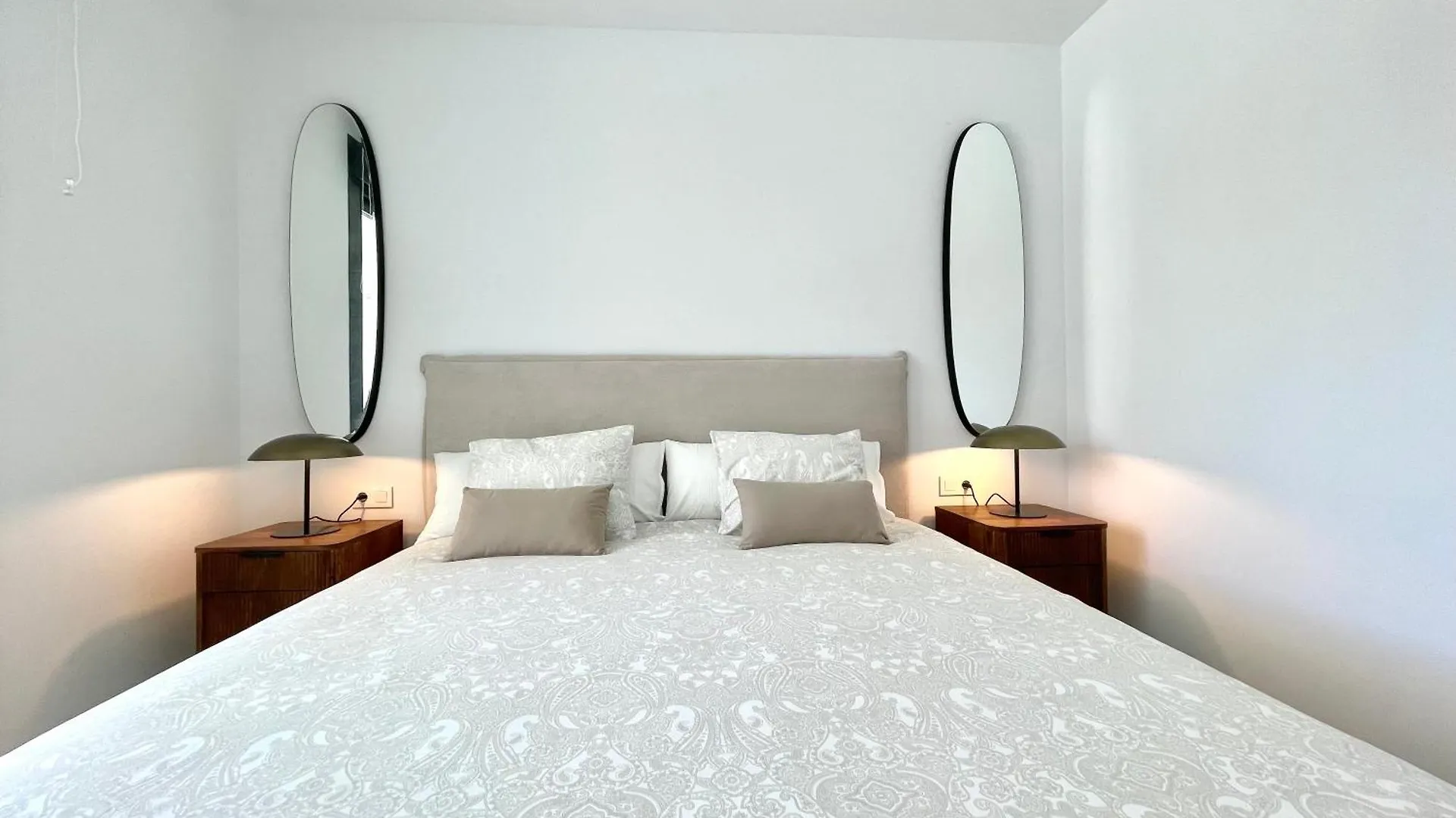Beach Paradise 2 Bedrooms 푸엔히롤라