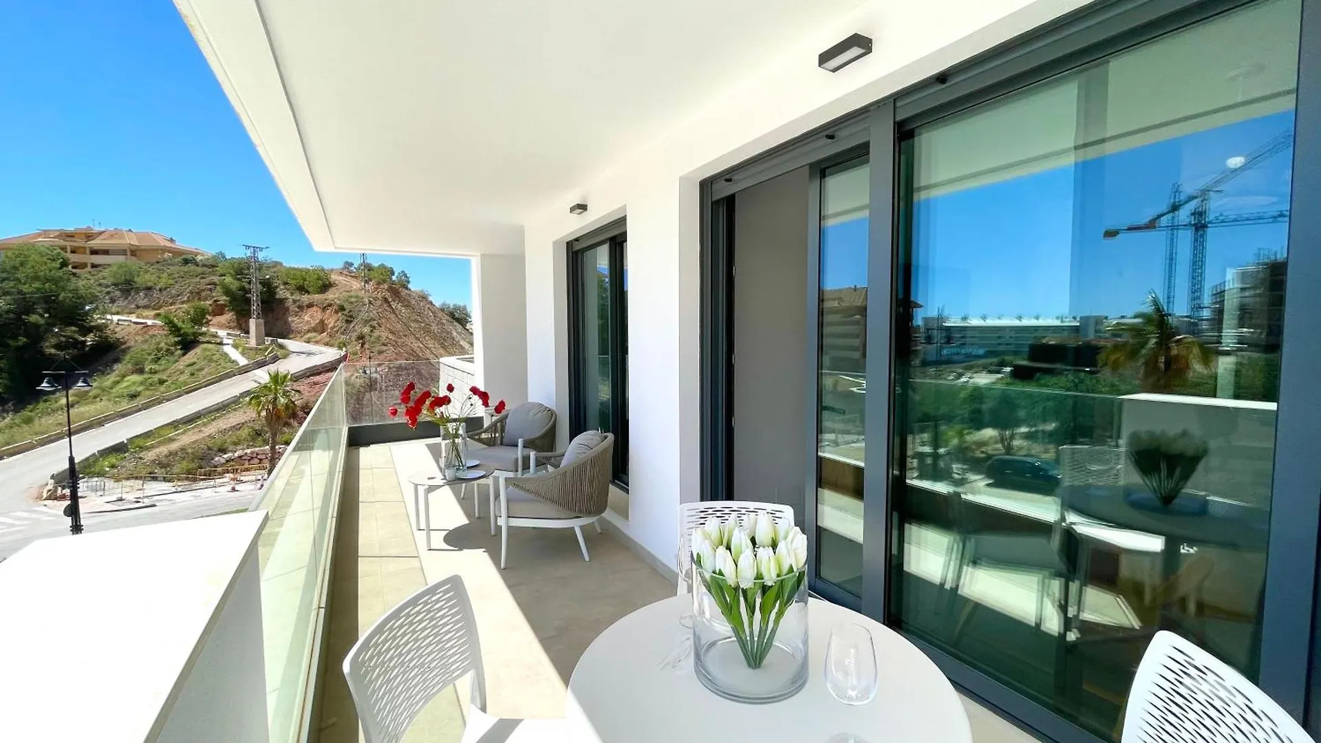 아파트 Beach Paradise 2 Bedrooms 푸엔히롤라